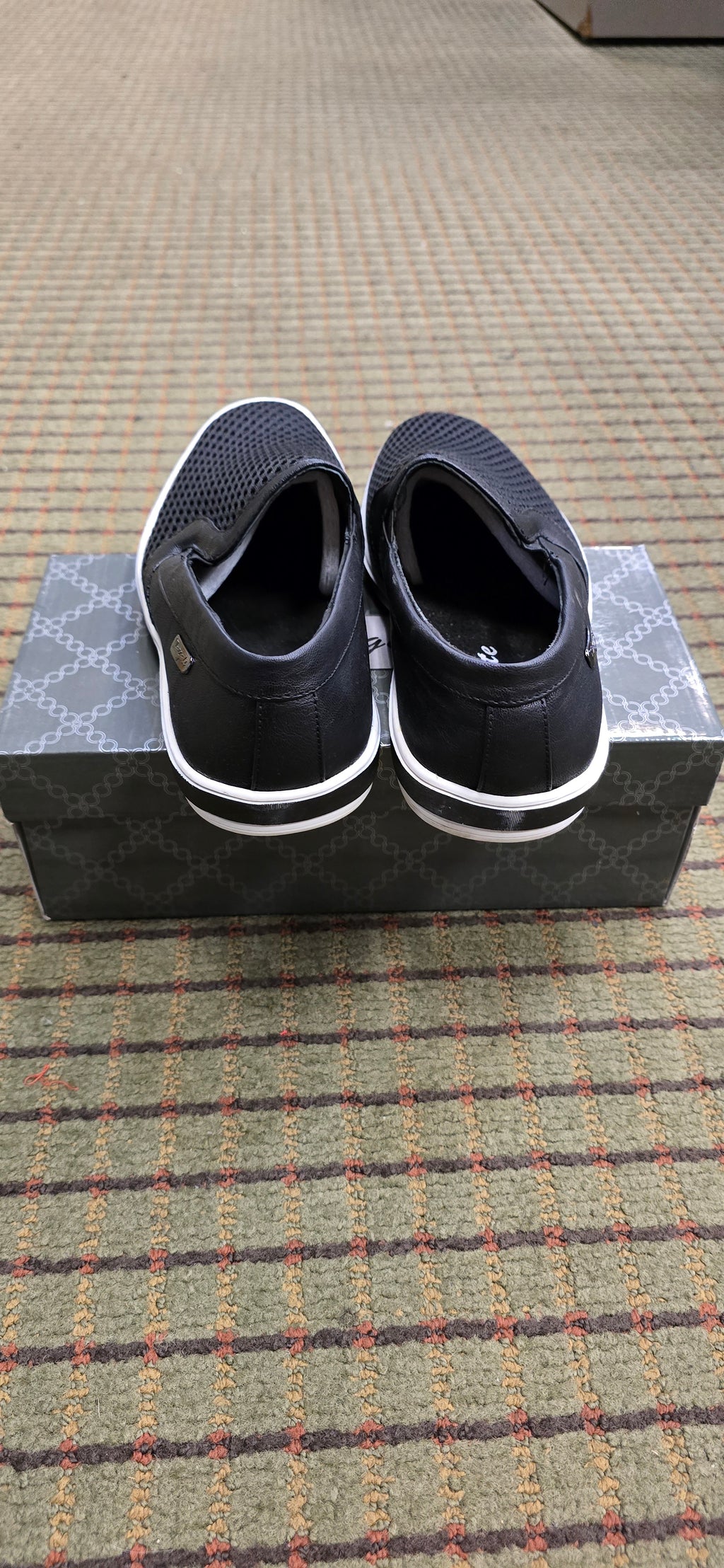 WalGate Black Casual Sneaker