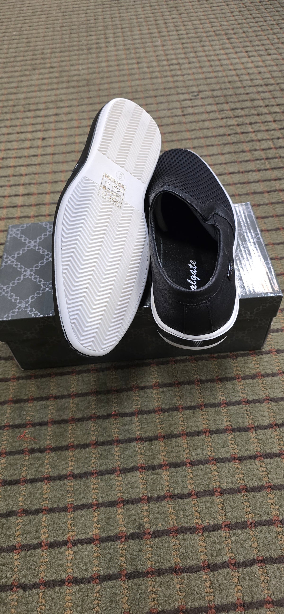 WalGate Black Casual Sneaker