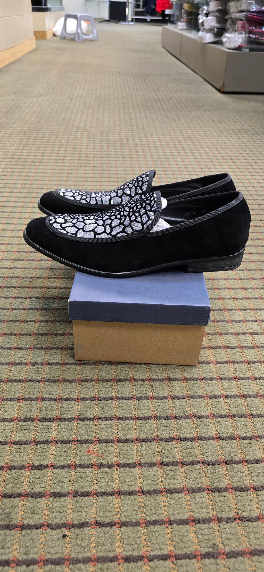 E.J. Samuels Black Leather Dress Shoe