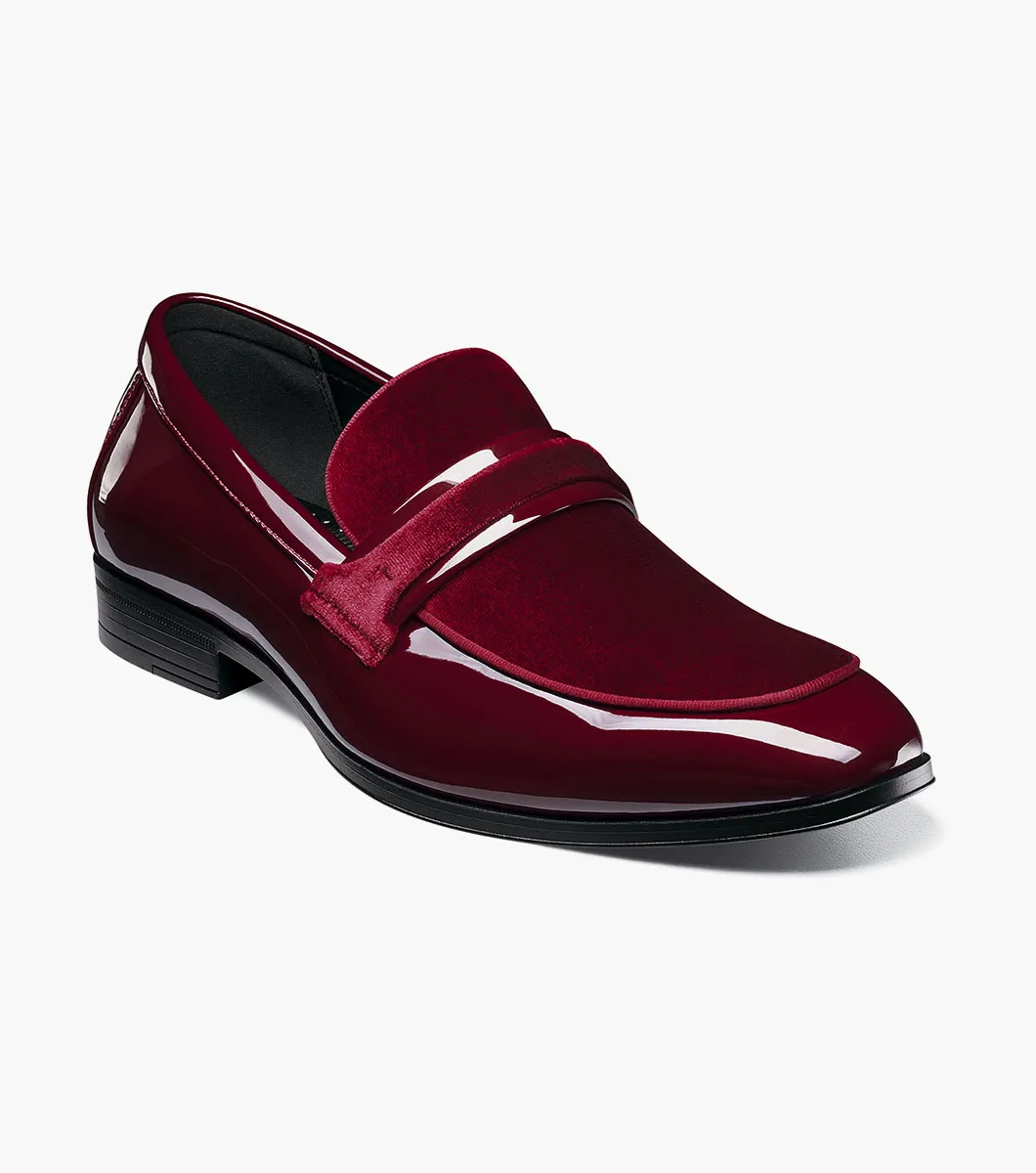 Spratley Moc Toe Saddle Slip On in Burgundy